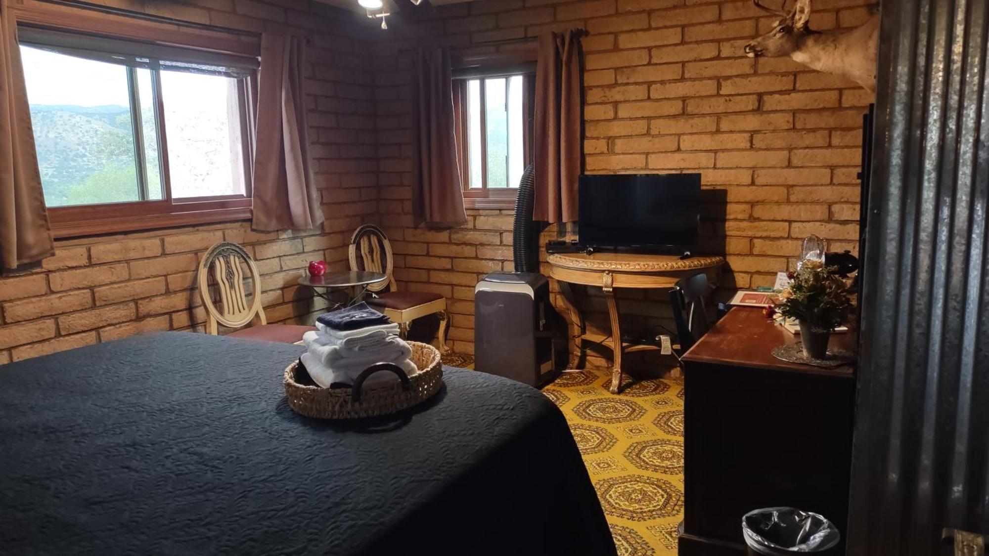 Rustic Rooms By Kings Canyon & Sequoia National Parks Yokuts Valley  Δωμάτιο φωτογραφία